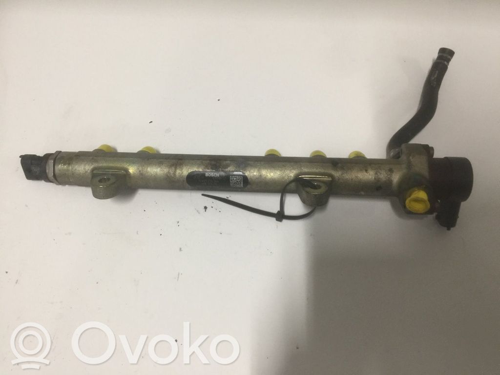 Opel Combo C Polttoaineen jakaja 