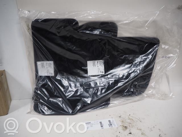 Volkswagen Golf VII Zestaw dywaników samochodowych 
