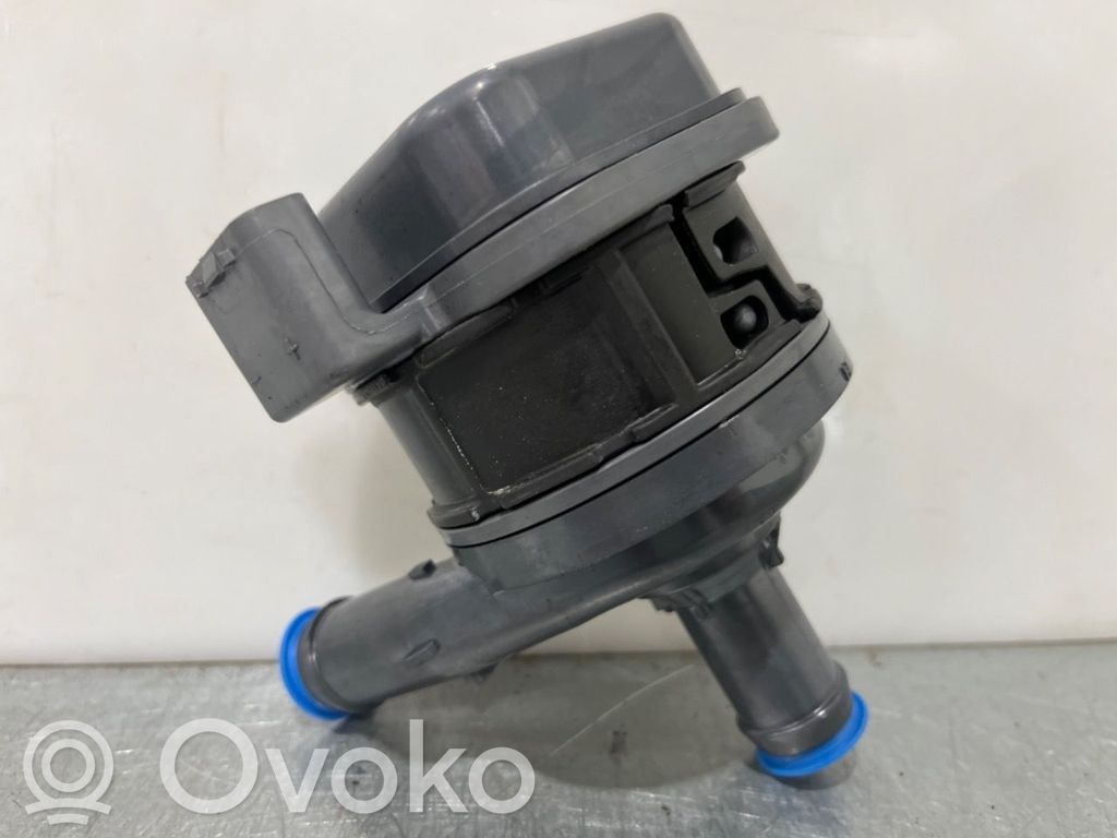 Volvo XC60 Webasto Kiertovesipumppu 