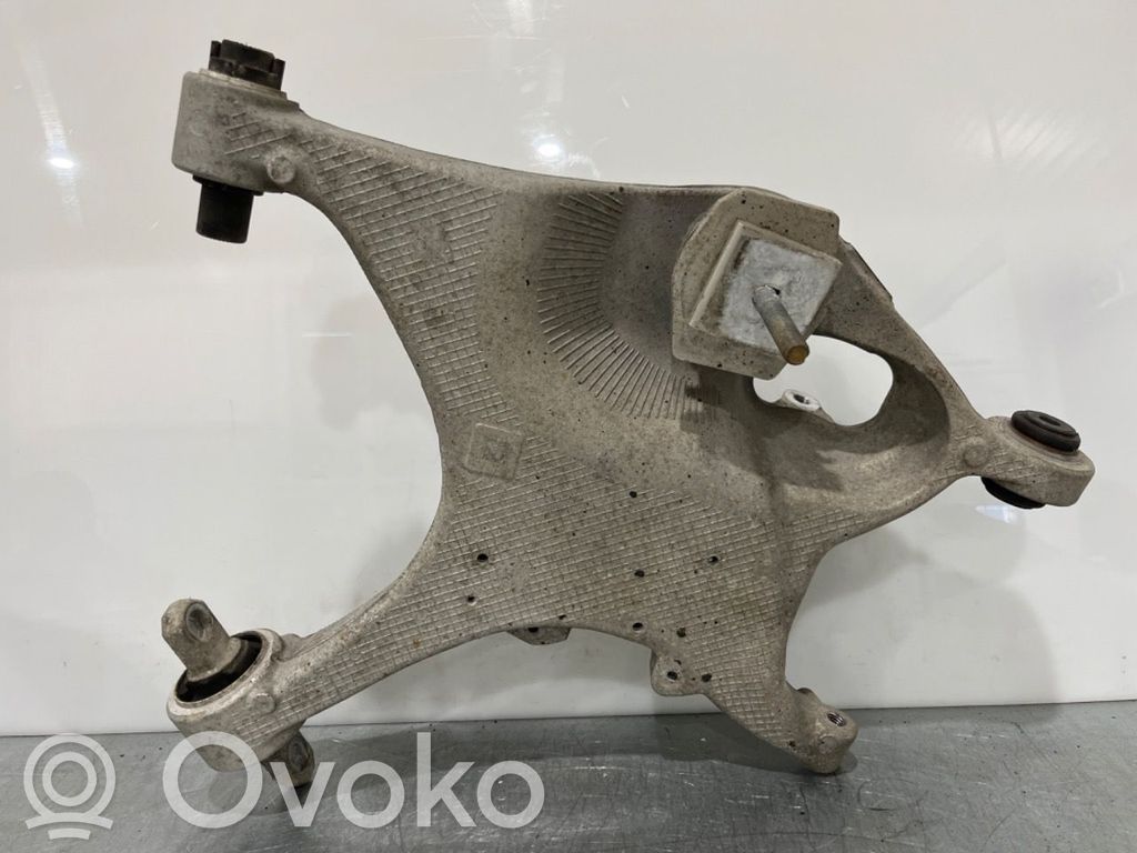 Volvo S90, V90 Wahacz tylny 