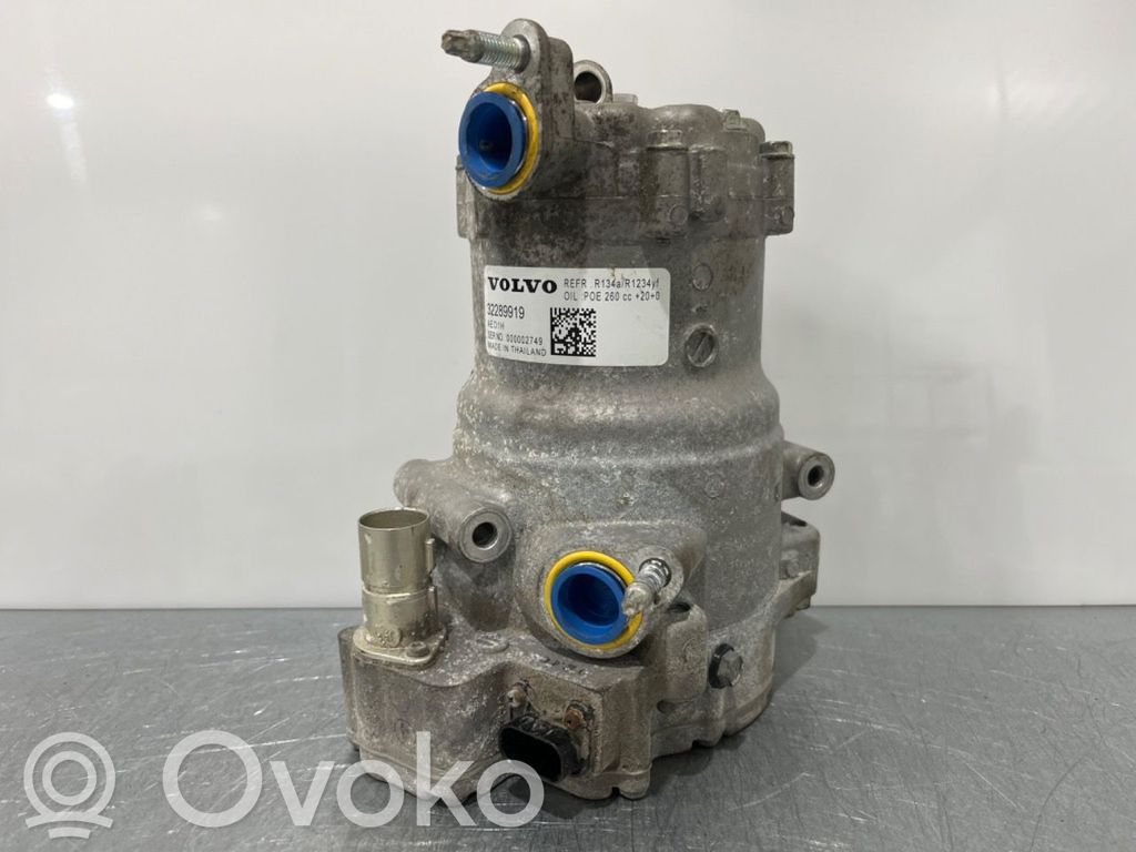 Volvo XC40 Kompresor / Sprężarka klimatyzacji A/C 