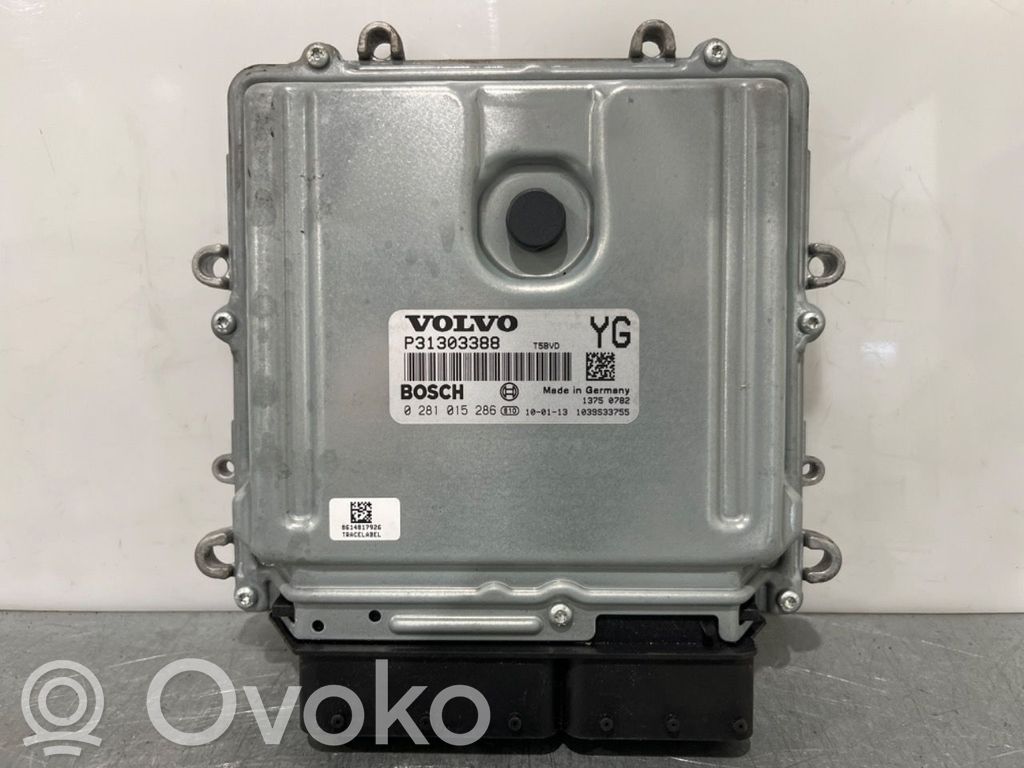 Volvo XC70 Engine control unit/module ECU 