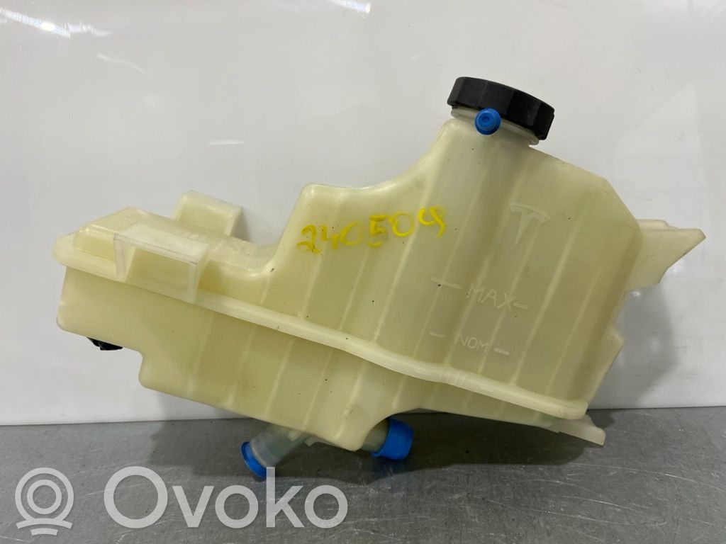 Tesla Model S Kuro išsiplėtimo bakelis 