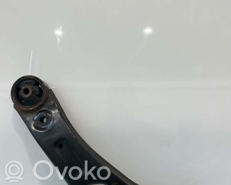 KIA Sportage Braccio di controllo sospensione anteriore 