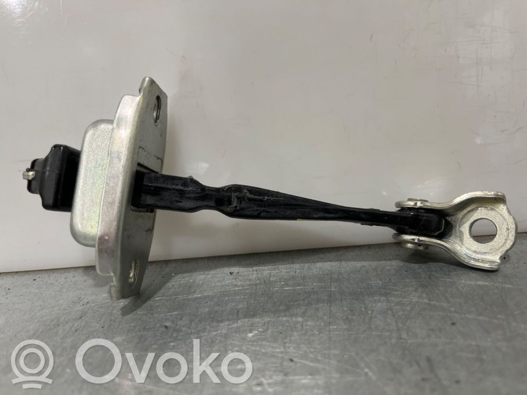 Mitsubishi Outlander Etuoven pidätin 