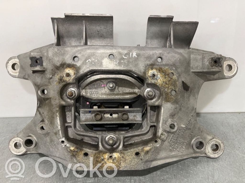 Audi A5 8T 8F Mocowanie / Uchwyt skrzyni biegów 