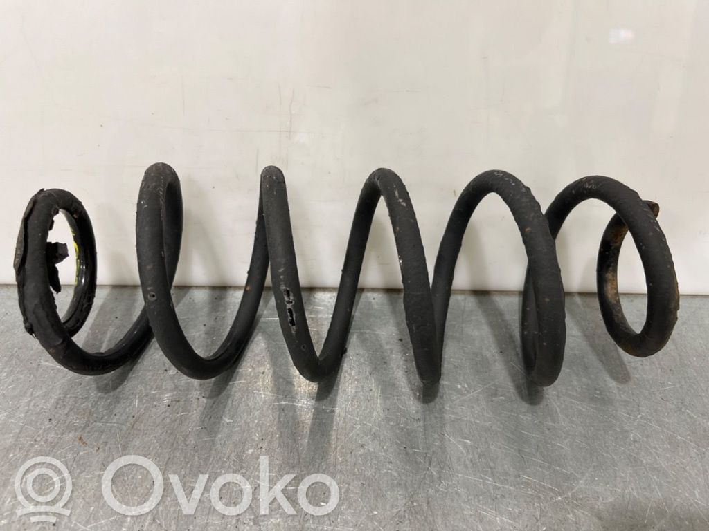 Mazda 2 Podkładka / Gniazdo sprężyny tylnej 