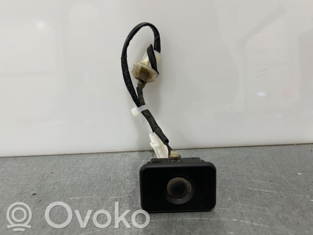 Mazda CX-5 Tailgate opening switch 