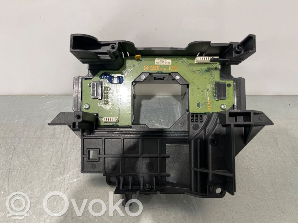 Ford Focus Multifunctional control switch/knob 