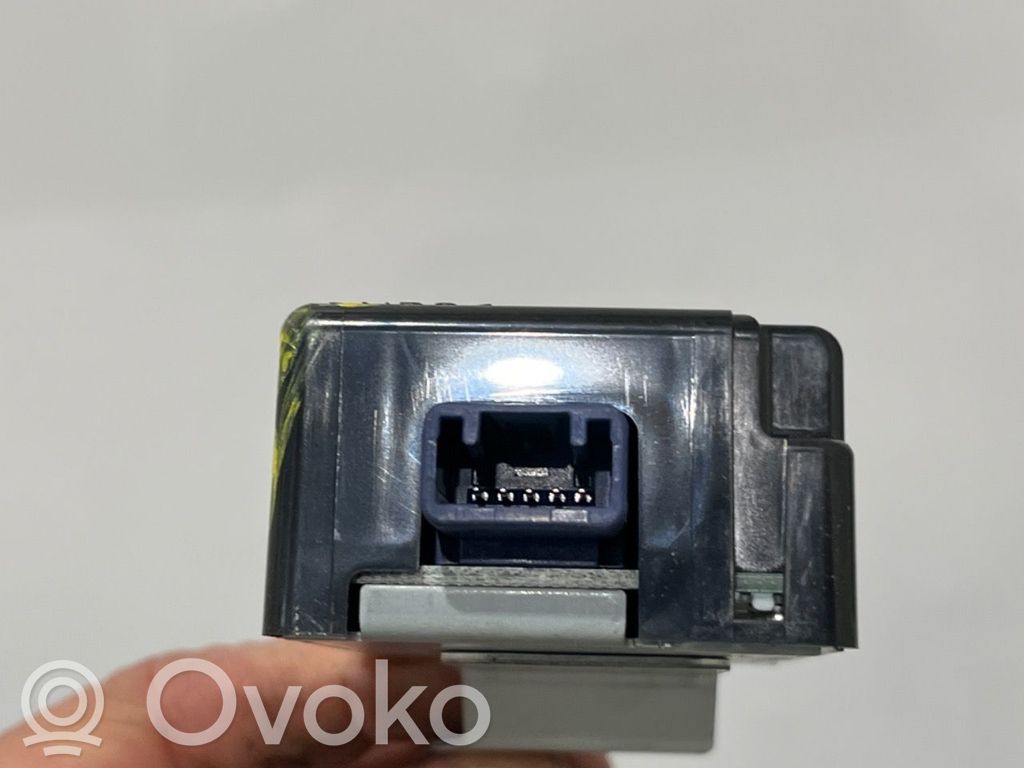 Subaru XV I Keyless (KESSY) go control unit/module 