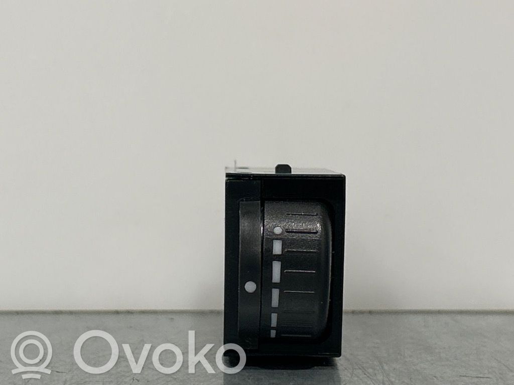 Subaru Legacy Other switches/knobs/shifts 