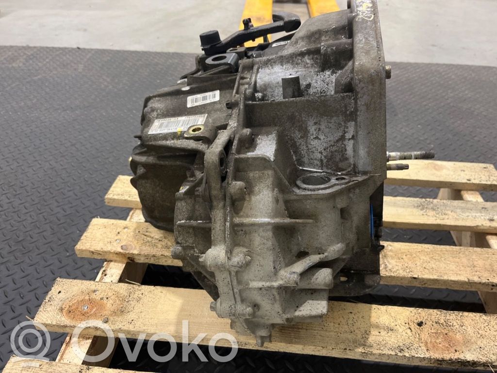 Renault Trafic II (X83) Manualna 6-biegowa skrzynia biegów 