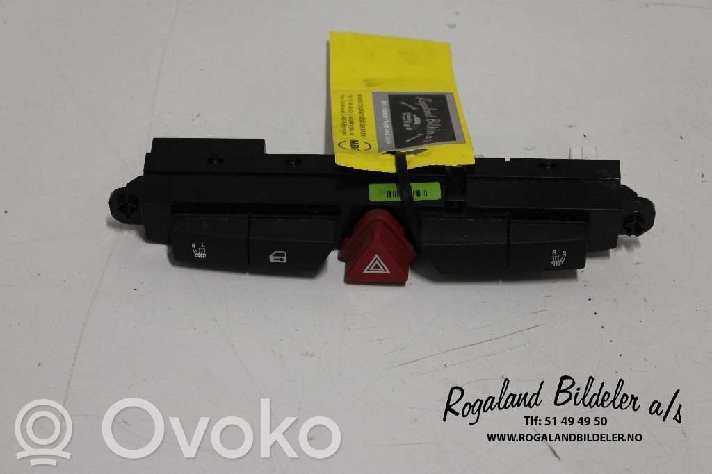 KIA Ceed Seat heating switch 