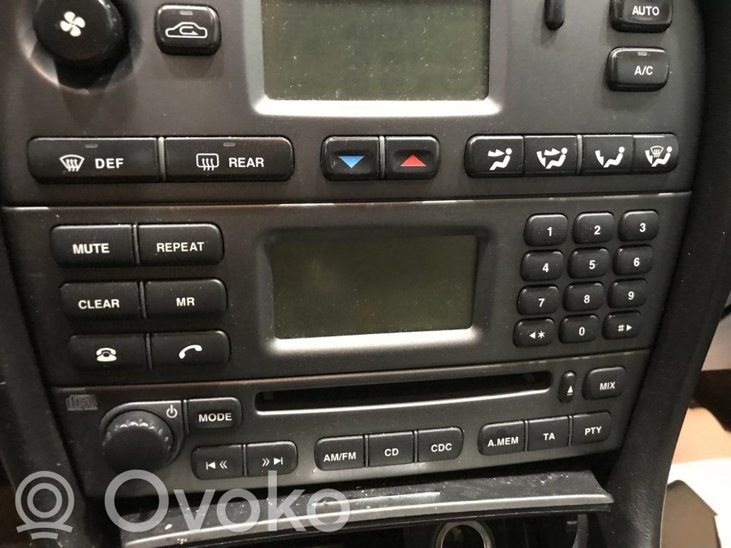 Jaguar X-Type Radio / CD/DVD atskaņotājs / navigācija 