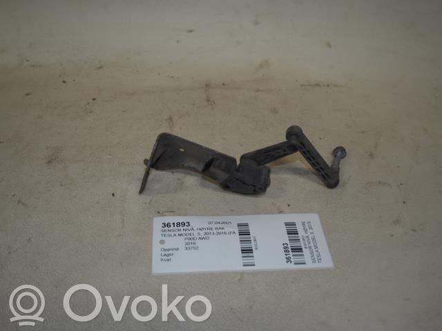 Rear height level sensor lever   102797600A,102797600A
