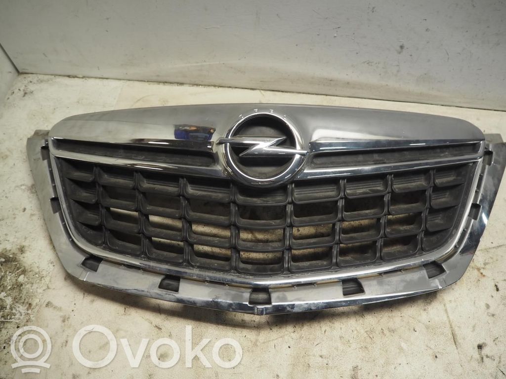 Opel Mokka Front grill 