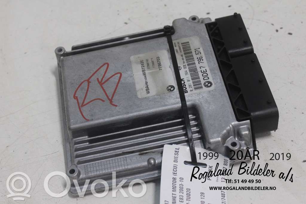 BMW X3 E83 Engine control unit/module ECU 