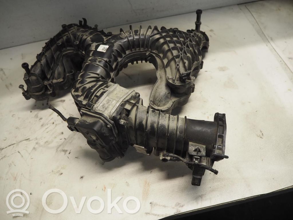 Volkswagen Amarok Kolektorius įsiurbimo 
