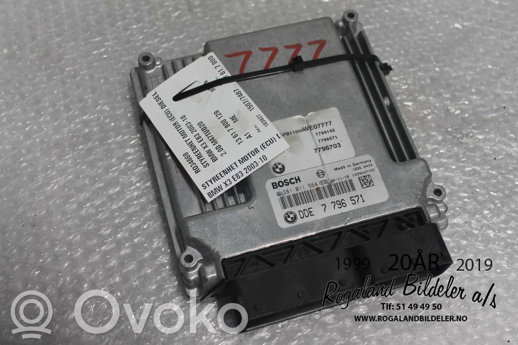 BMW X3 E83 Engine control unit/module ECU 