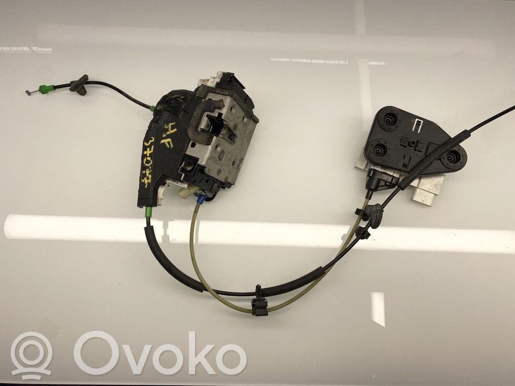 Tesla Model X Etuoven lukko 