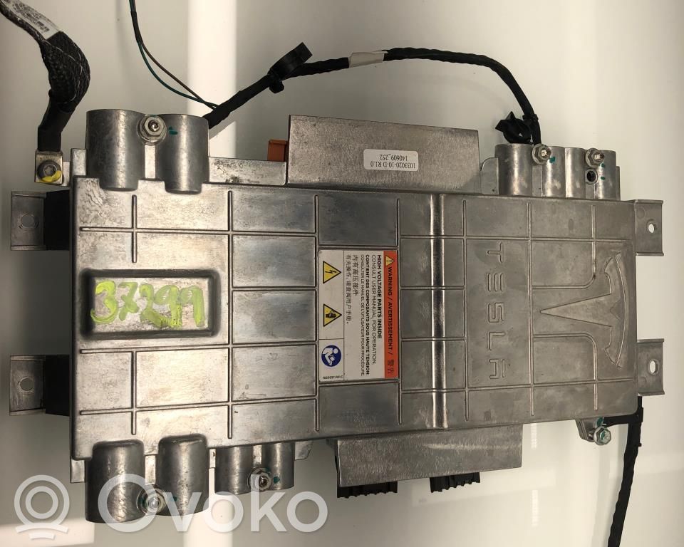 Tesla Model S High voltage junction box 