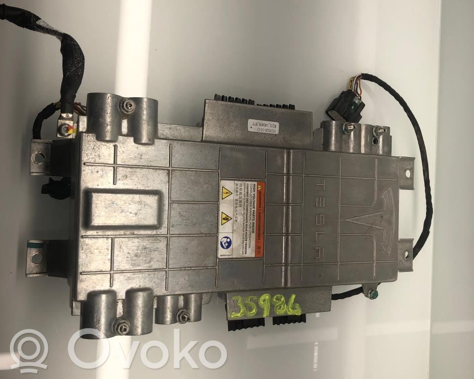 Tesla Model S High voltage junction box 