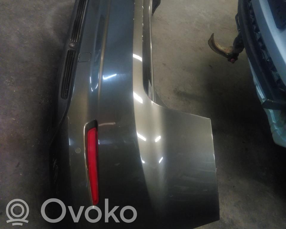 Ford Mondeo MK IV Parachoques 