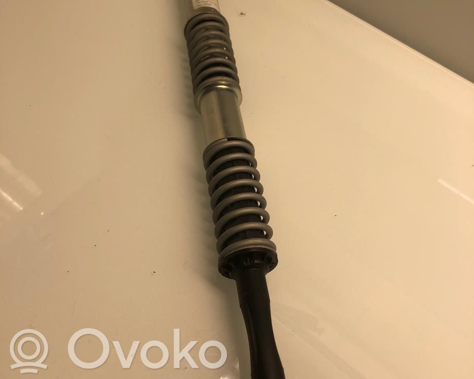 BMW 5 F10 F11 Siłownik elektryczny podnoszenia klapy tylnej / bagażnika 