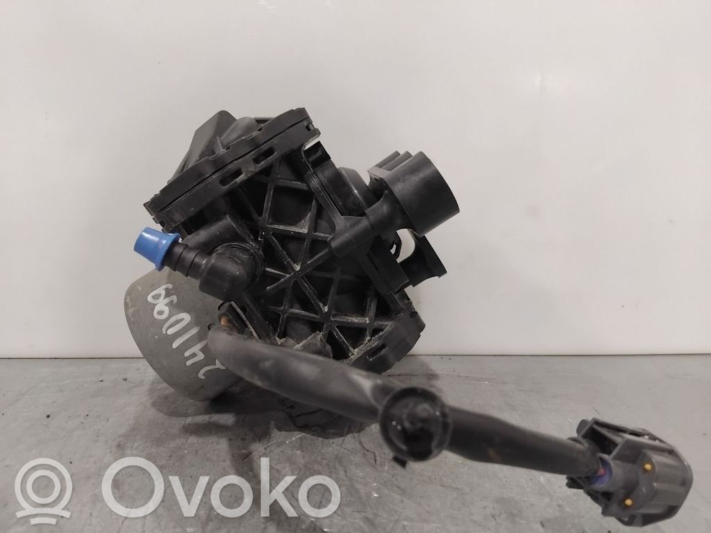Tesla Model S Vacuum pump 