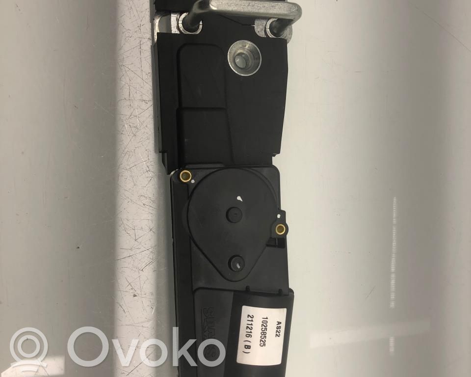 MG Marvel R Tailgate lock latch 