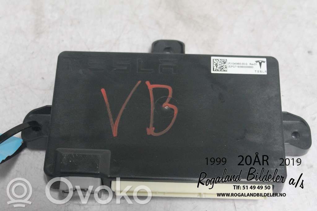 Tesla Model X Door control unit/module 