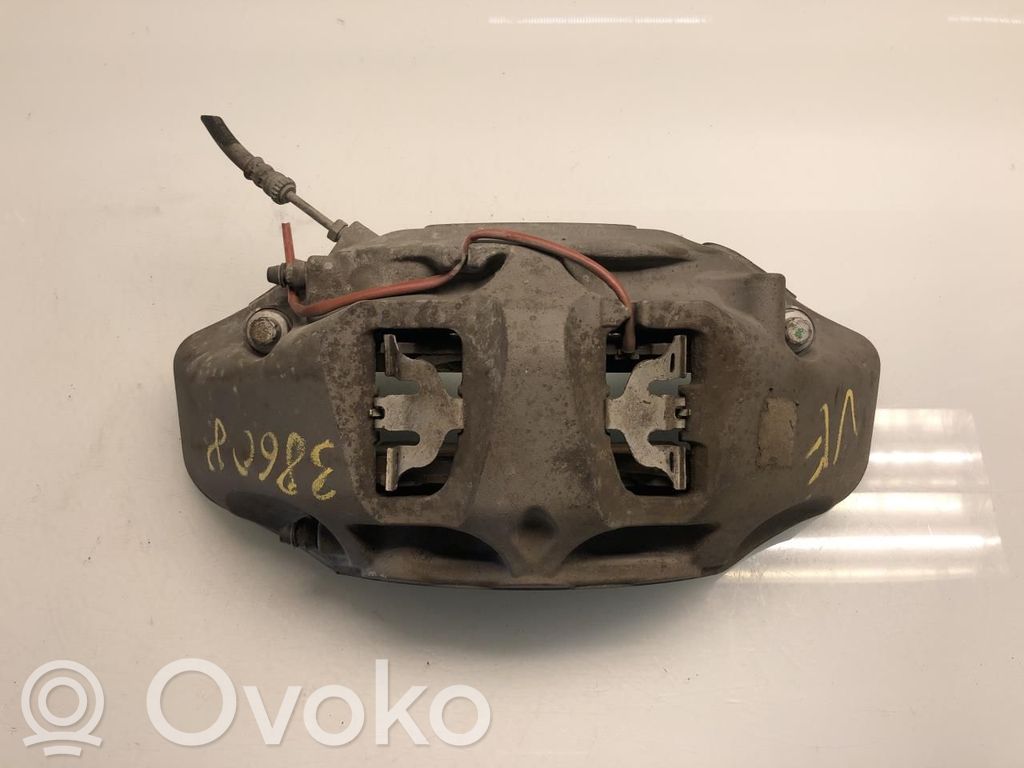 Audi Q7 4M Zacisk hamulcowy przedni 