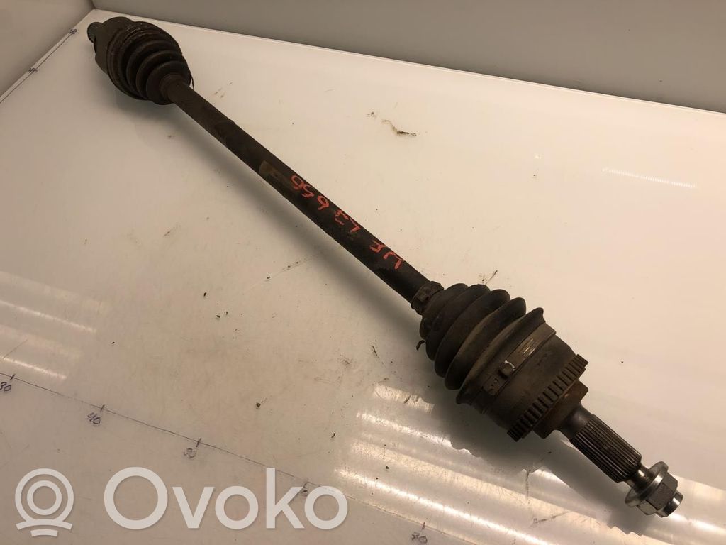 Etuvetoakseli   C00186051,C00186051
