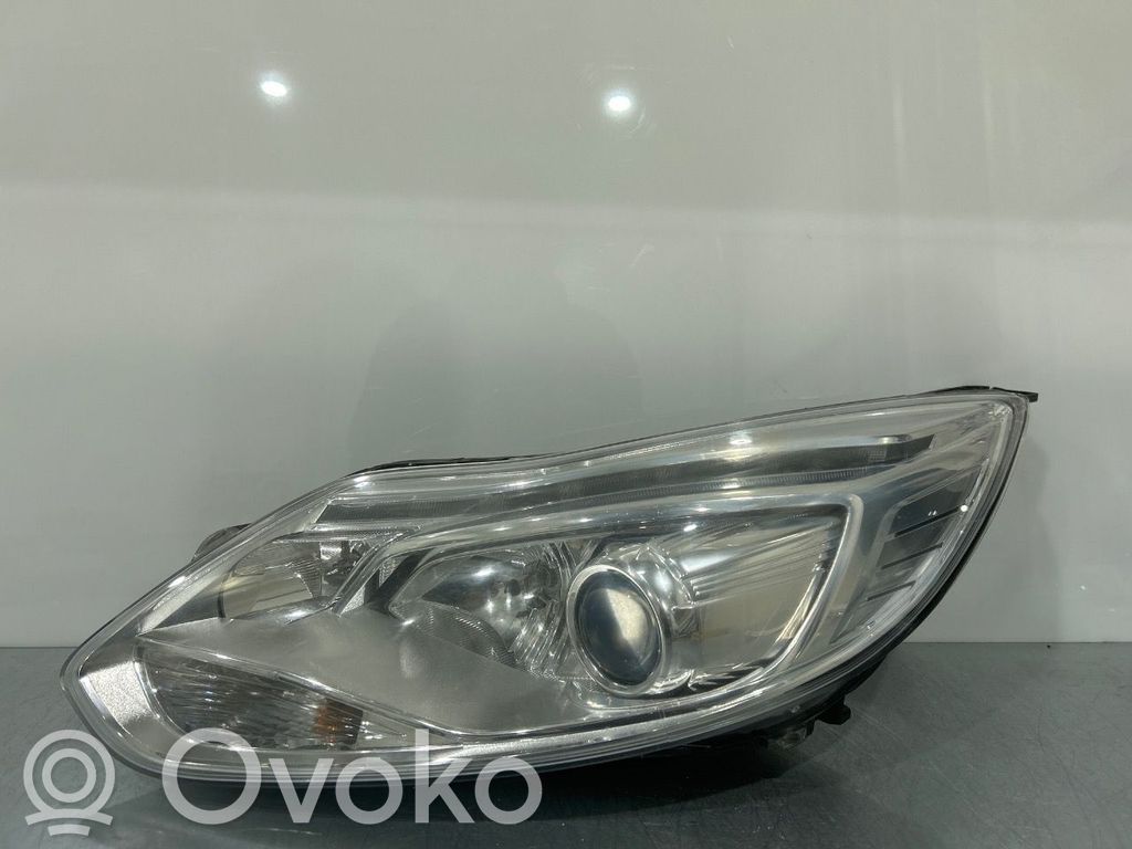 Ford Focus Headlight/headlamp 