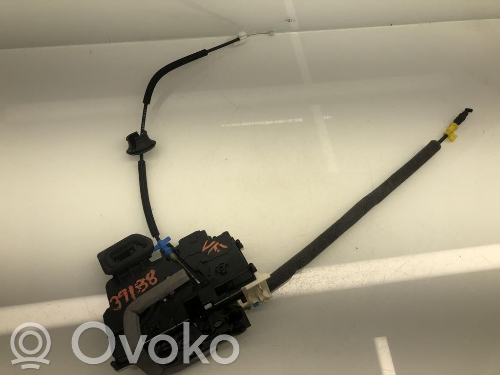 Porsche Taycan 9J1 Etuoven lukko 