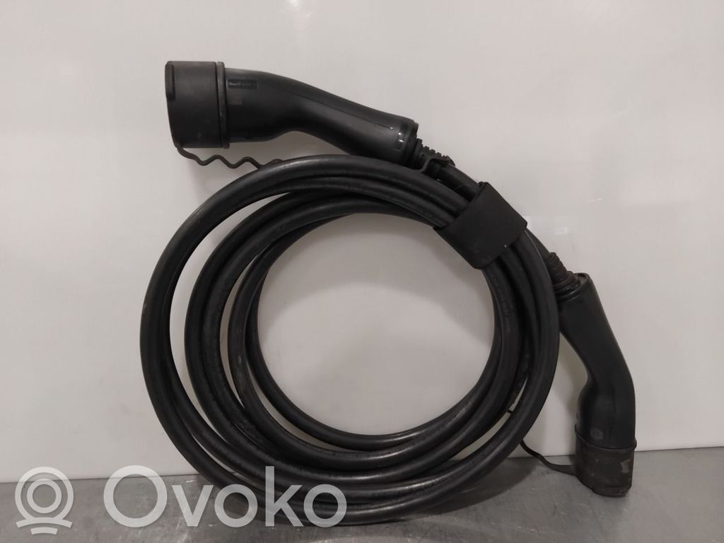 Volvo XC40 Kabel do ładowania samochodu elektrycznego 
