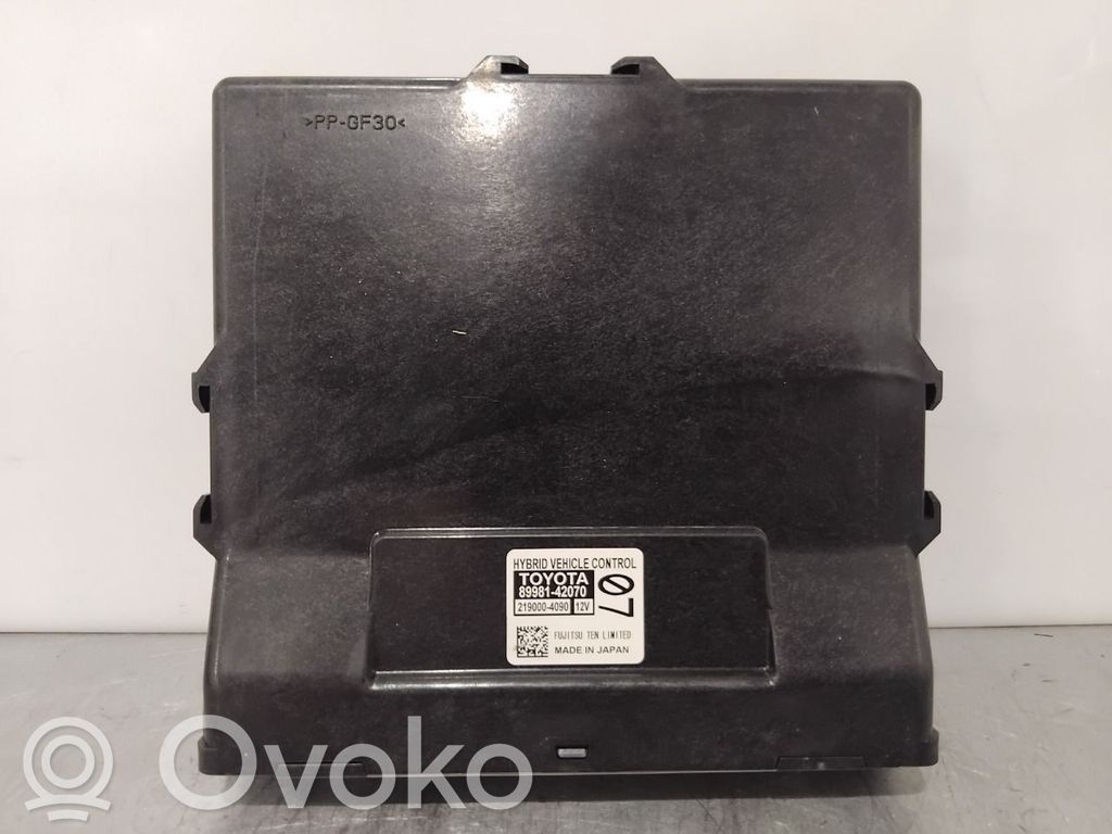 Toyota RAV 4 (XA40) Inne komputery / moduły / sterowniki 