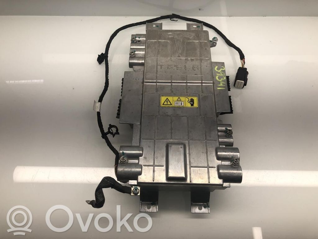 Tesla Model S Boîte de jonction haute tension 