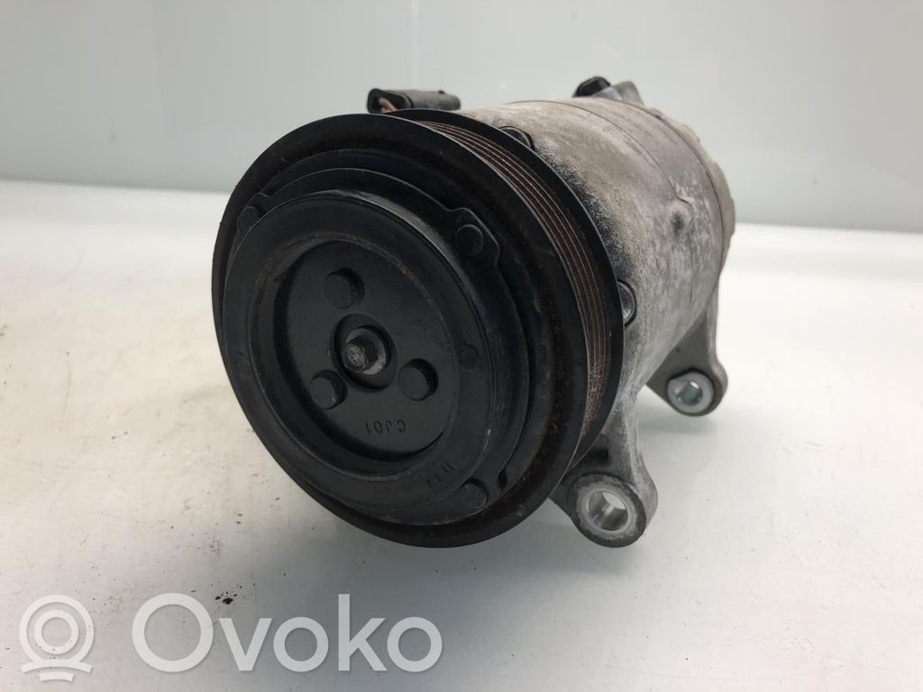 BMW X1 F48 F49 Klimakompressor Pumpe 