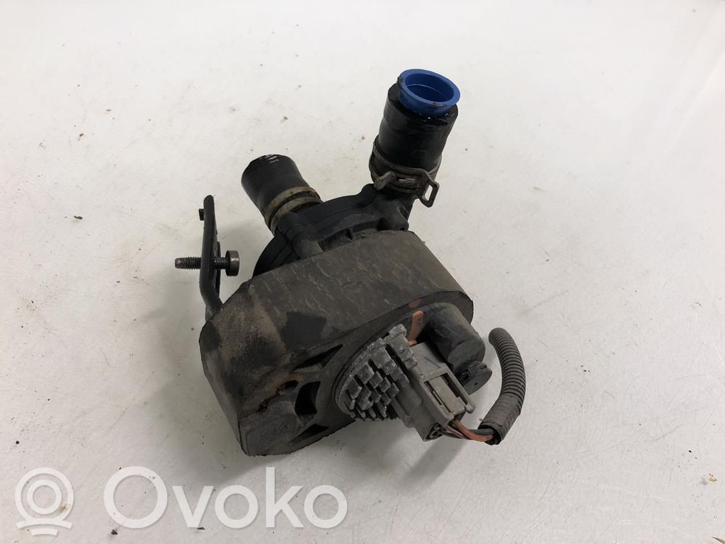 Vandens pompa   600736700C,600736700C