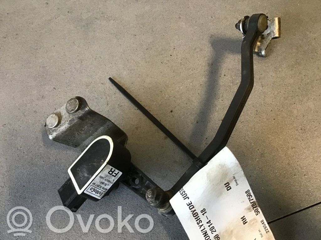 Volvo V60 Air suspension front height level sensor 