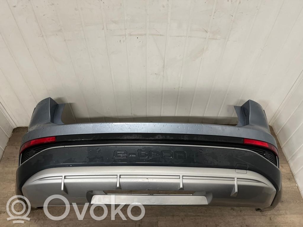 Audi Q4 e-tron Bamperis 