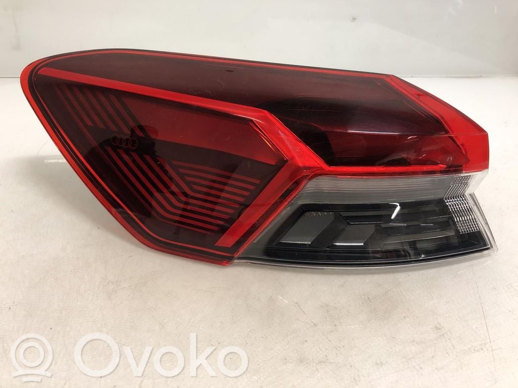 Audi Q4 e-tron Luz trasera/de freno 