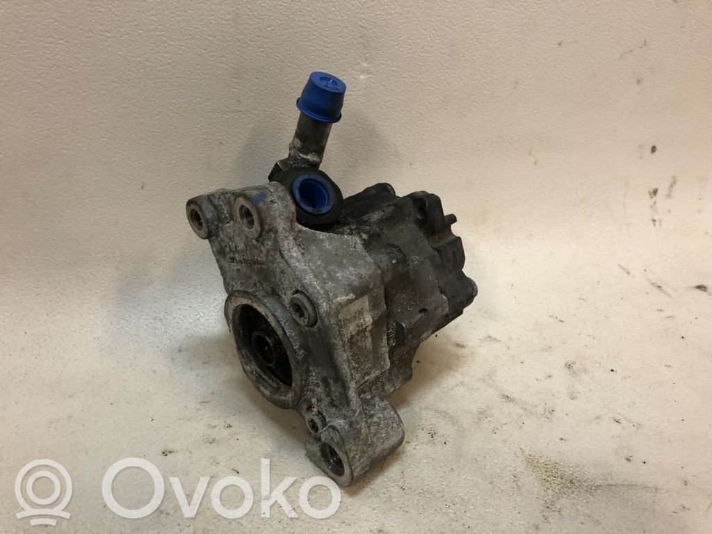 Audi A8 S8 D3 4E Power steering pump 