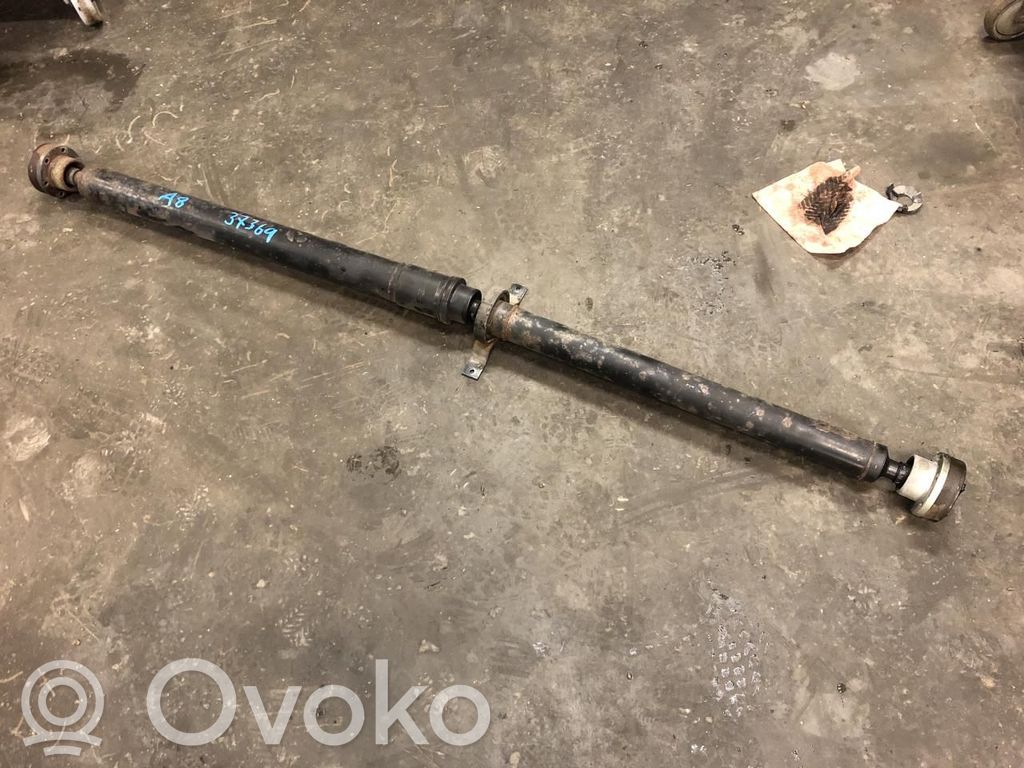Audi A8 S8 D3 4E Kardanas komplekte 