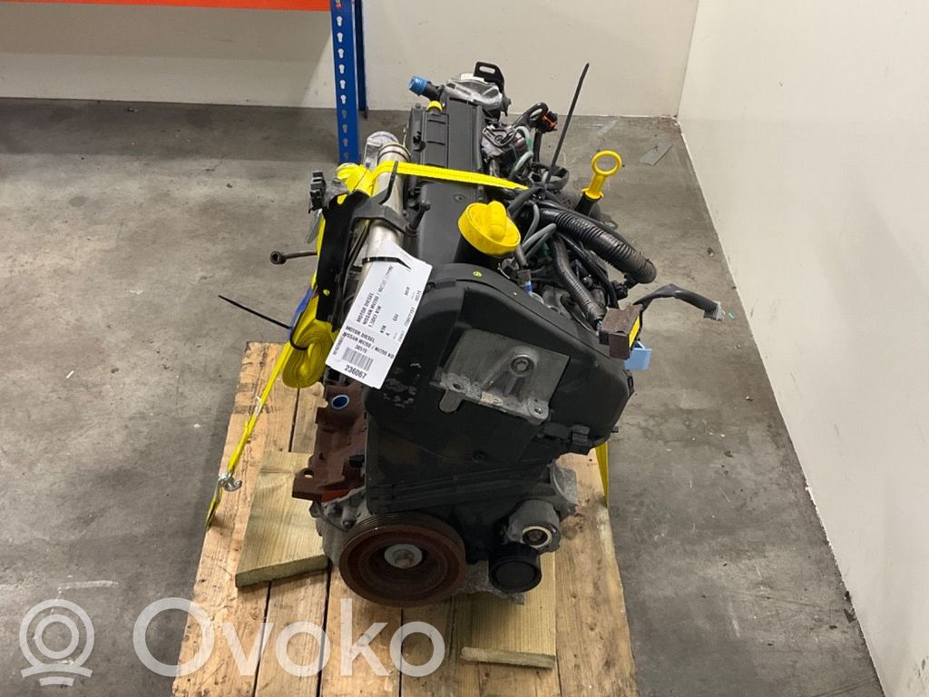 Nissan NV200 Двигатель 