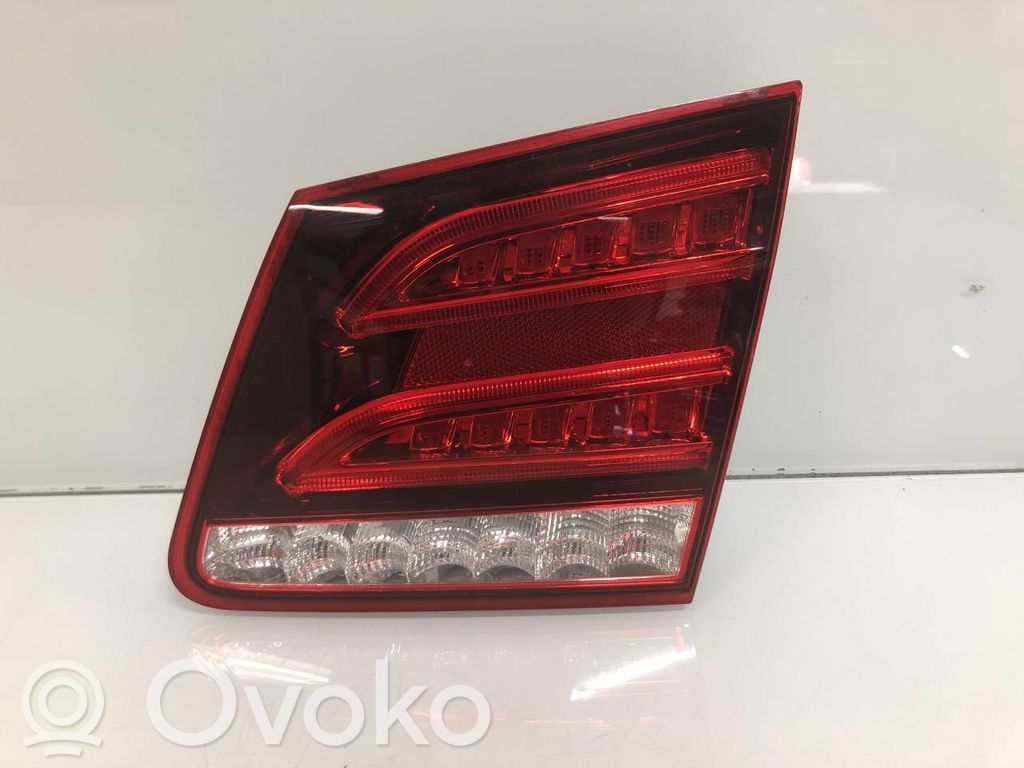 Mercedes-Benz E W212 Lampă spate în caroserie 
