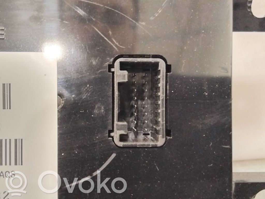 Tesla Model S Air conditioning/heating control unit 