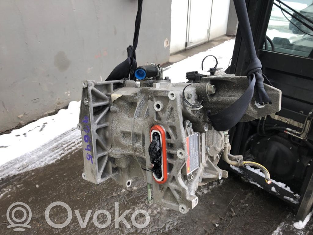 Nissan Leaf I (ZE0) Silnik elektryczny samochodu 
