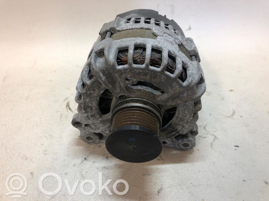 Audi A4 S4 B8 8K Ģenerators 